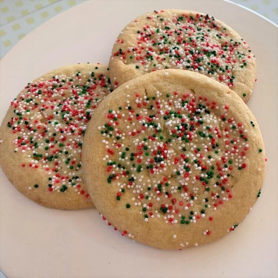 Chewy Round Sugar Cookies with Holiday Sprinkles: ready-to-bake (12)*
